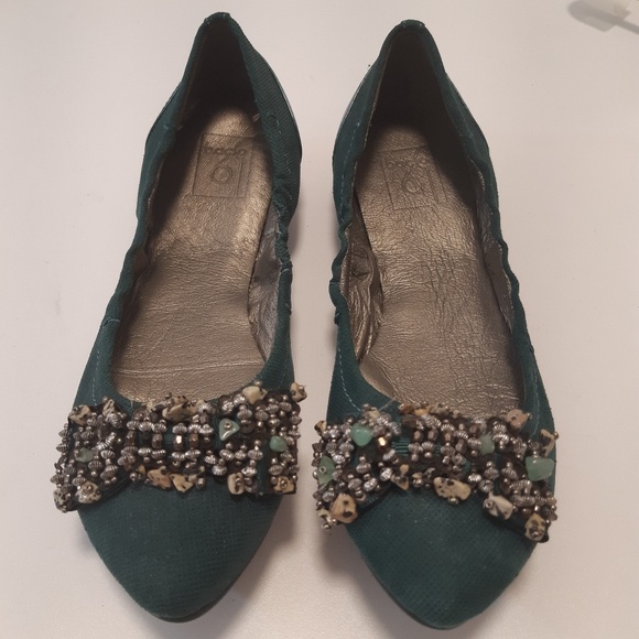 Bacio 61 Emerald Green Embellished Flats - Picture 1 of 8